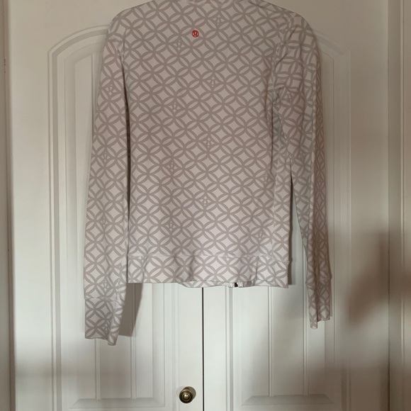 Jacket - Picture 2 of 4